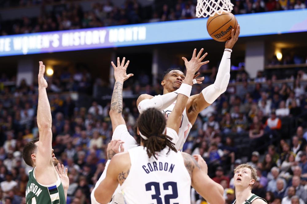 速的场上判 速的场上判