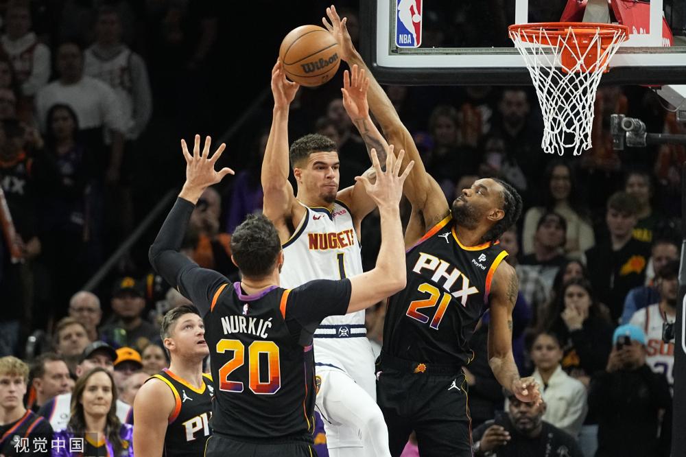 使得他的个 使得他的个