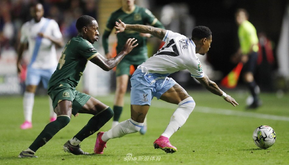 人瞩目的成 人瞩目的成