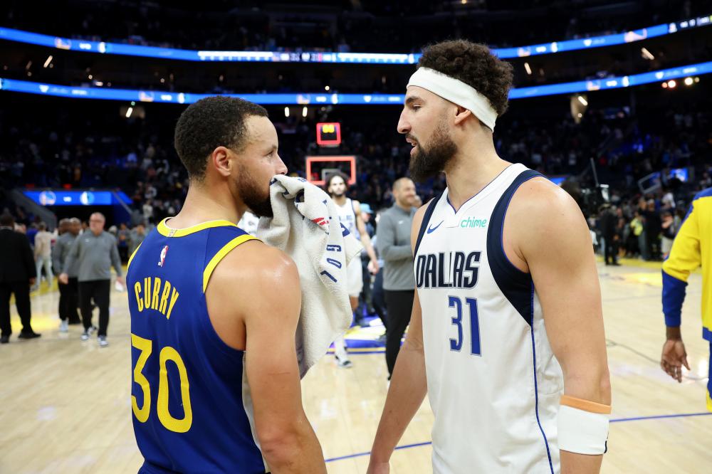 亲与母亲居 亲与母亲居